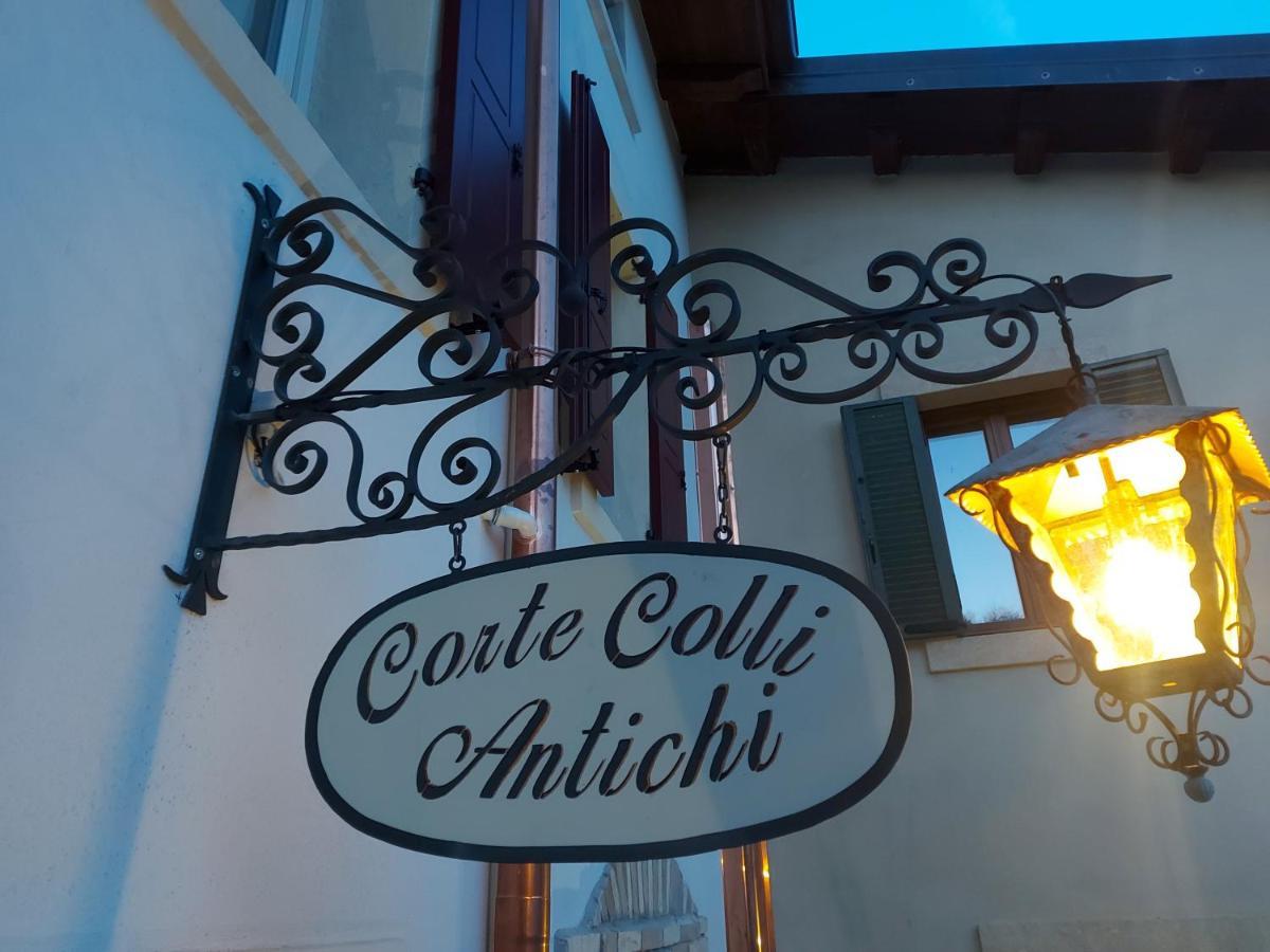 B&B Corte Colli Antichi Sona Buitenkant foto
