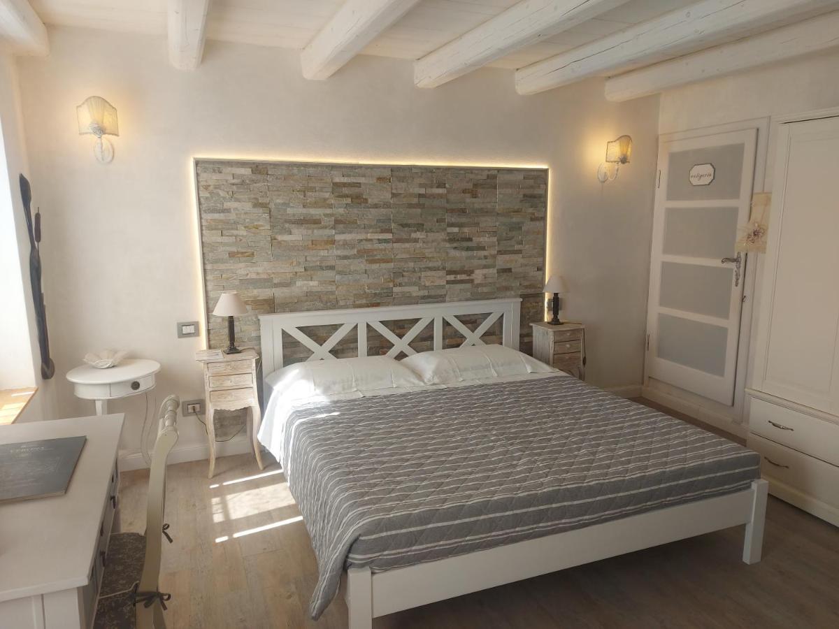 B&B Corte Colli Antichi Sona Buitenkant foto