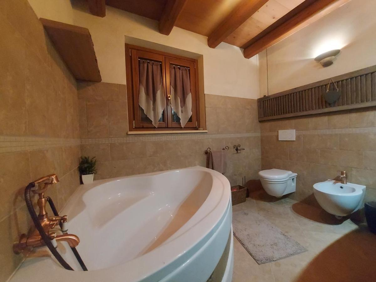 B&B Corte Colli Antichi Sona Buitenkant foto