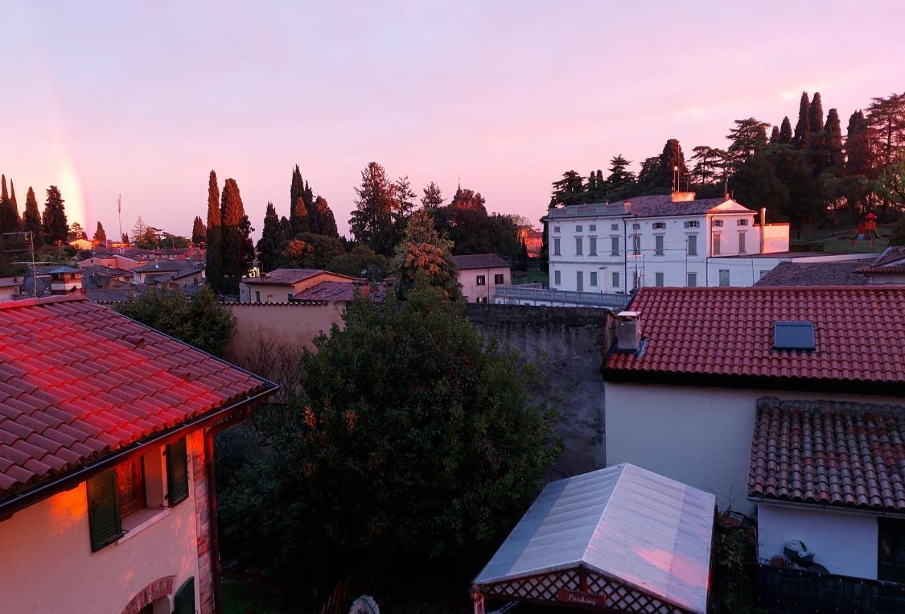 B&B Corte Colli Antichi Sona Buitenkant foto